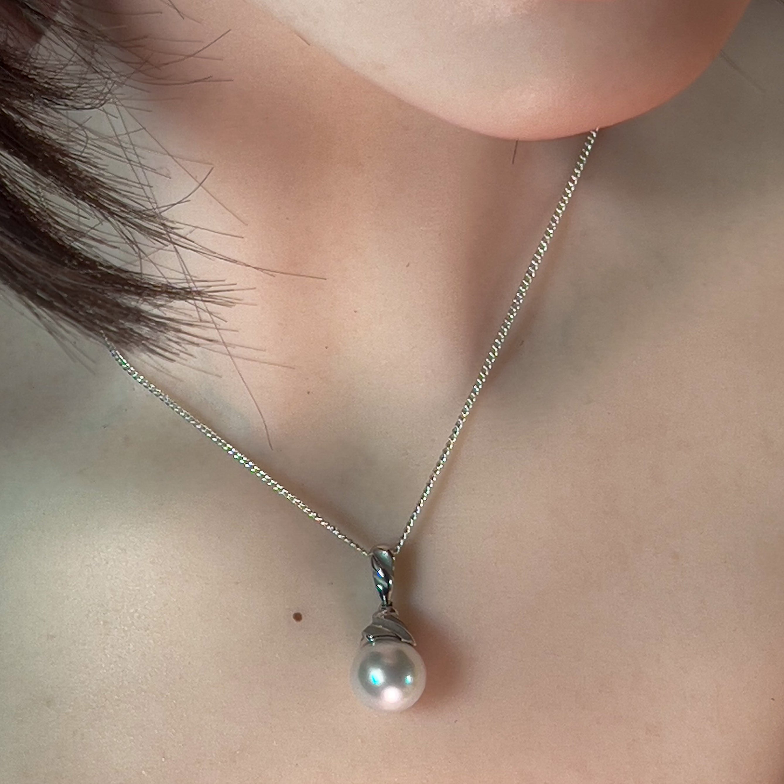 Sterling Silver South Sea 11mm button shape pendant - Masterpiece Jewellery Opal & Gems Sydney Australia | Online Shop