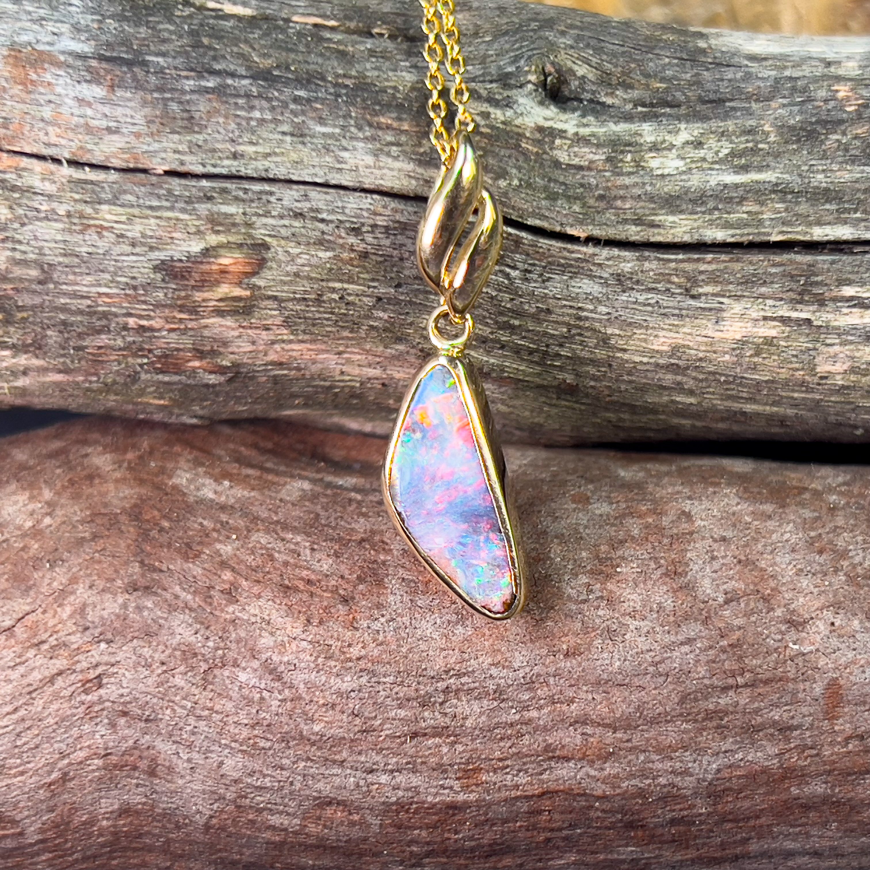 18kt Yellow Gold Boulder opal 1.1ct pendant - Masterpiece Jewellery Opal & Gems Sydney Australia | Online Shop