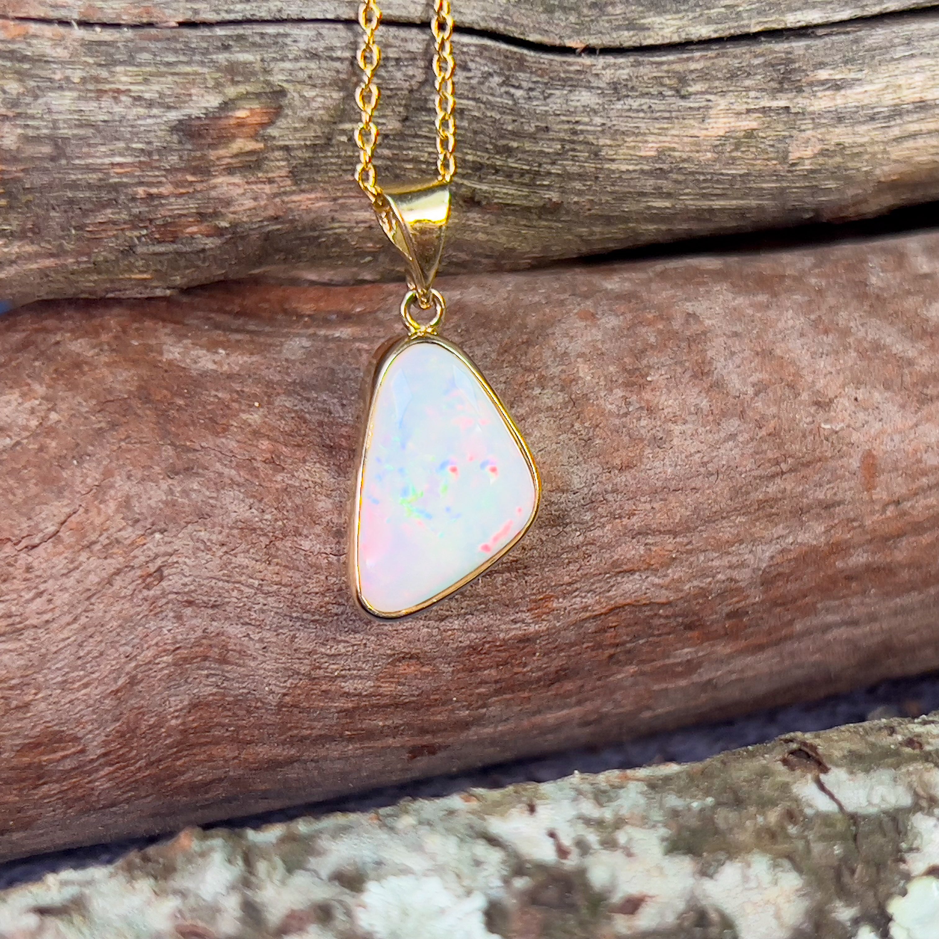 18kt Yellow Gold triangle shape White opal 3.01ct pendant - Masterpiece Jewellery Opal & Gems Sydney Australia | Online Shop