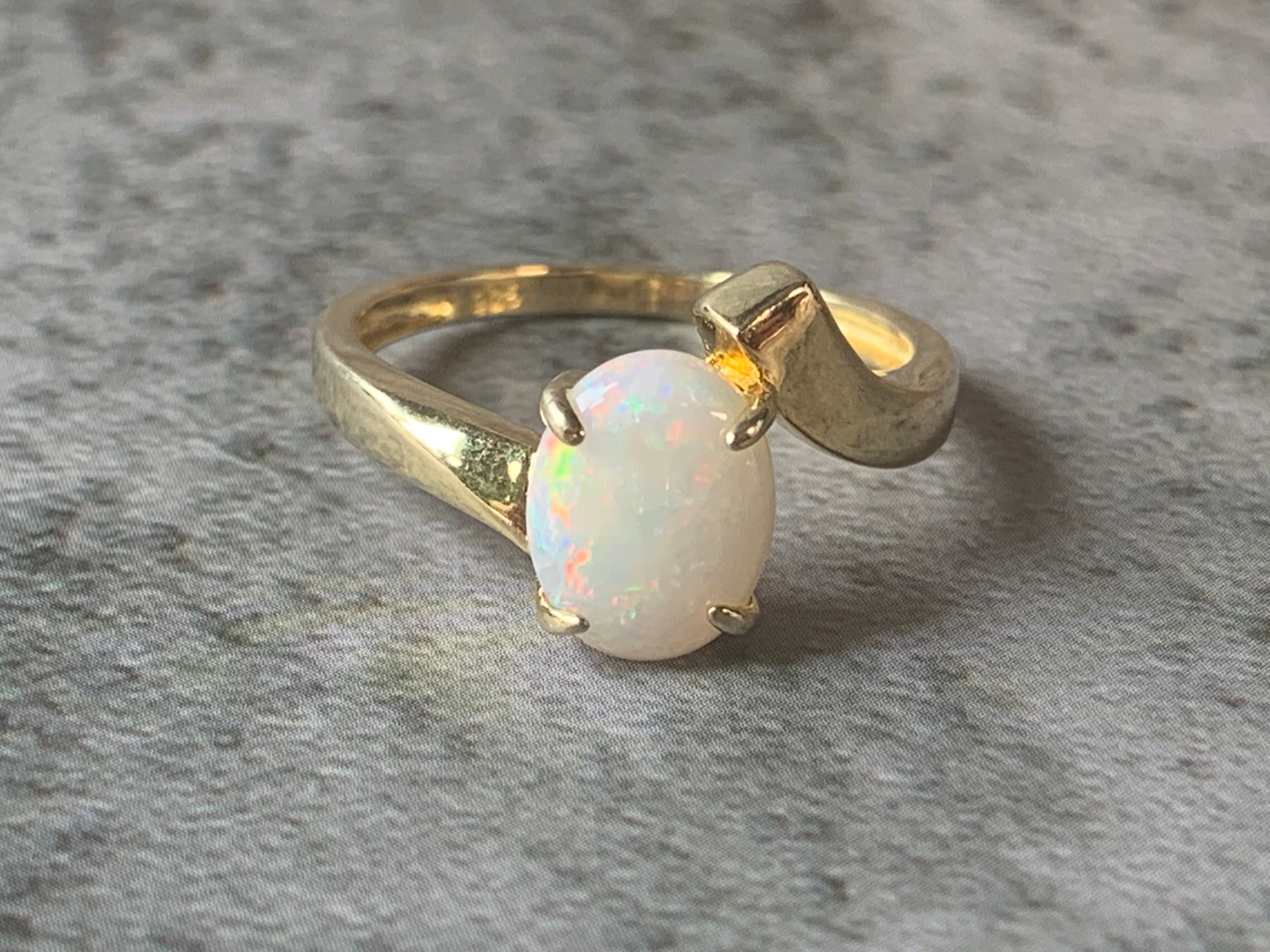 Gold plated 9x7mm White Opal double curve shank design ring - Masterpiece Jewellery Opal & Gems Sydney Australia | Online Shop