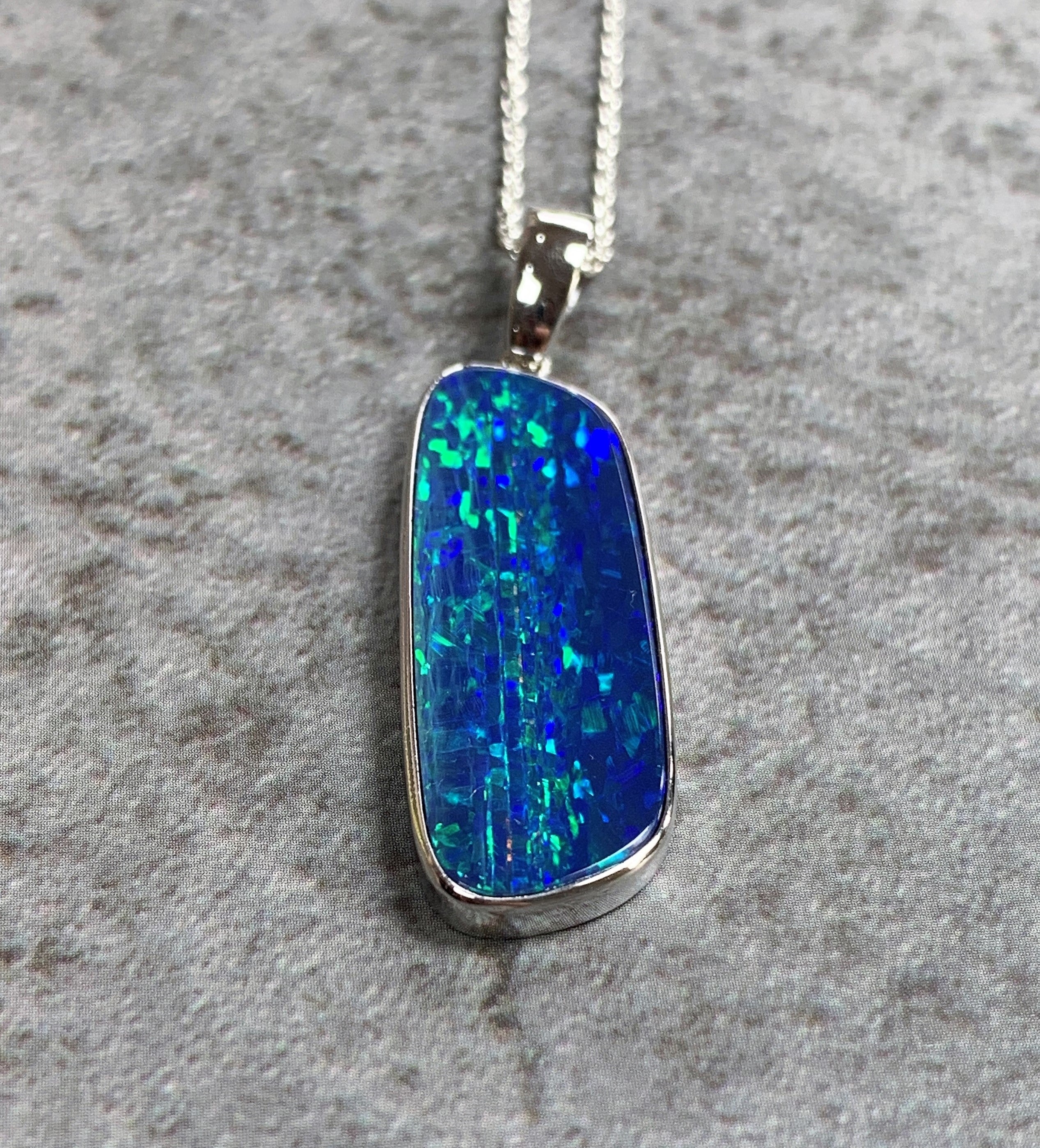 14kt White Gold Opal 9.41ct doublet Blue Green pendant - Masterpiece Jewellery Opal & Gems Sydney Australia | Online Shop